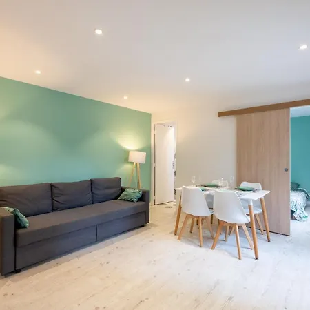 Meuble 2 Etoiles, Wifi, A 2 Pas Des Plages Frejus